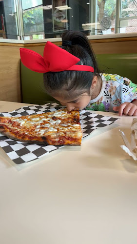 Opinii despre New York Pizza & Pints III în Addison - Hospitality and gastronomy