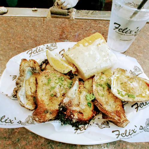 Felix's Restaurant & Oyster Bar Open Times
