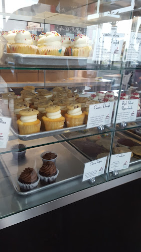 Bliss Cupcake Cafe Rogers - Hospitality and gastronomy