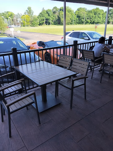 2215 E Waterloo Rd #408, Akron, OH 44312