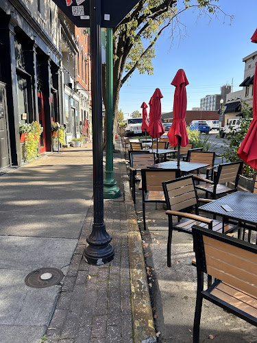 Red Yeti - Jeffersonville