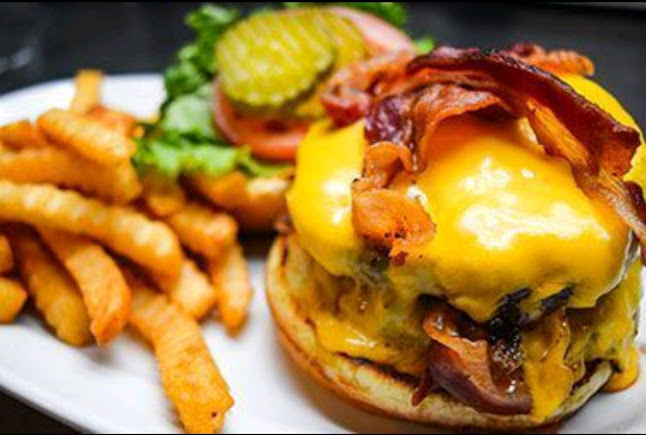 Opinii despre Moonlite Diner în Hollywood - Hospitality and gastronomy