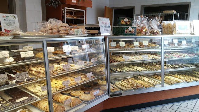 Bella-Napoli Italian Bakery