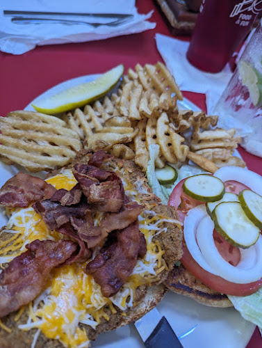 Brooke's Restaurant & Lounge - Hospitality and gastronomy