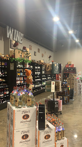 Comentarii opinii despre A&S Beverages Wine & Spirits on Halsted