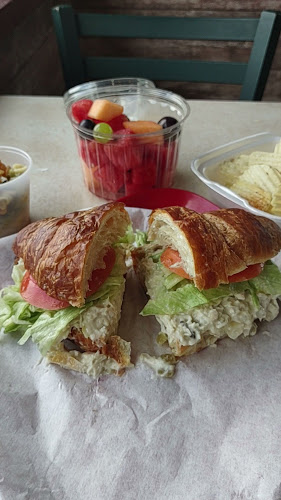 Opinii despre Big Apple Deli în Oregon - Hospitality and gastronomy