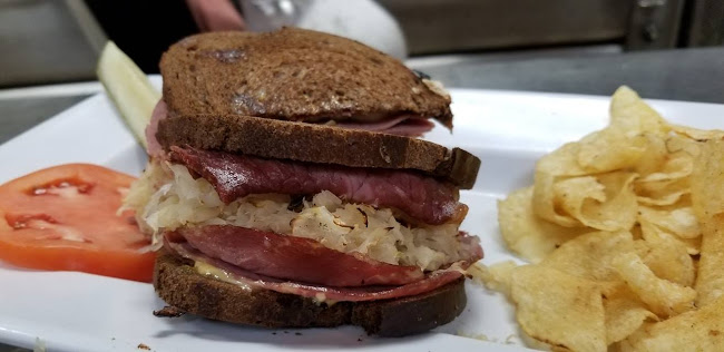 Comentarii opinii despre Happy Joe's Pizza & Ice Cream - Dubuque- Century Dr.