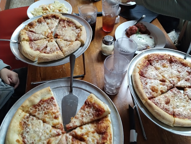 Comentarii opinii despre Chimento's Spaghetti House