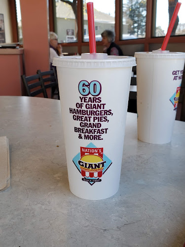 Opinii despre Nation's Giant Hamburgers & Great Pies în Napa - Hospitality and gastronomy