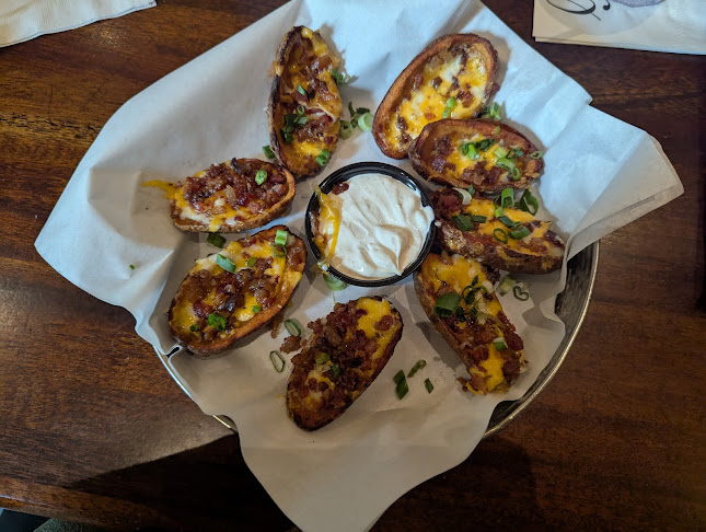 Claim Jumper Restaurants