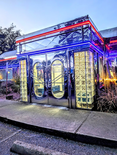 Comments and reviews of Scenic 90 Cafe