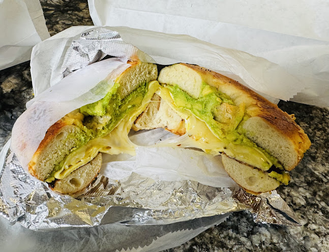 H&H Bagels - Hospitality and gastronomy