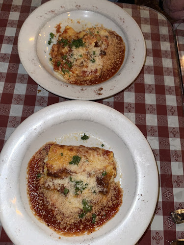 Comentarii opinii despre Bella Napoli Italian Bistro