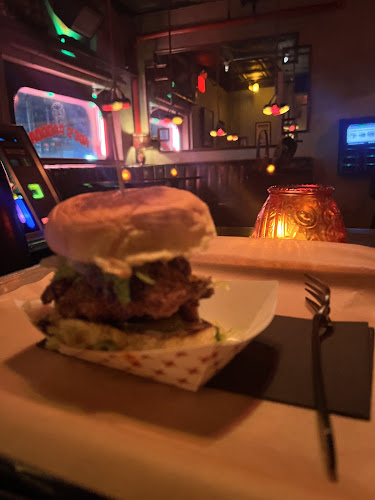 Abe's Pagoda Bar - Hospitality and gastronomy