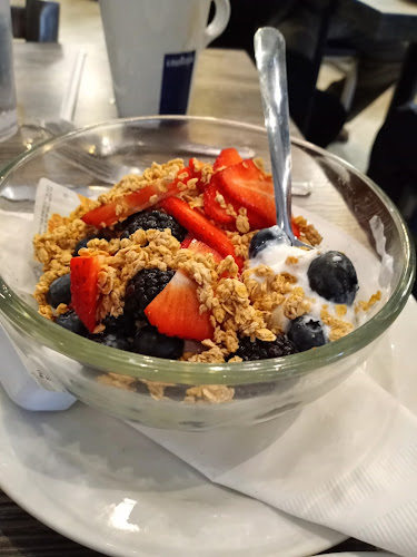 Comentarii opinii despre Hydeout Cafe