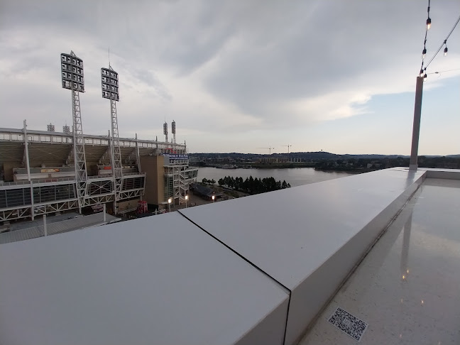 Comentarii opinii despre AC Upper Deck