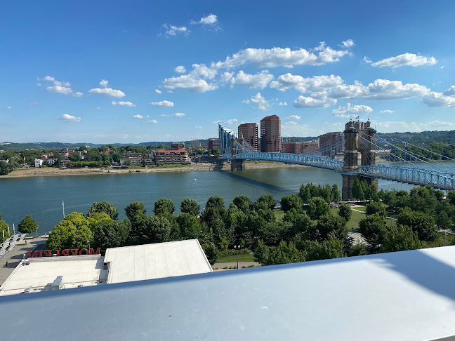 AC Upper Deck - Hospitality and gastronomy