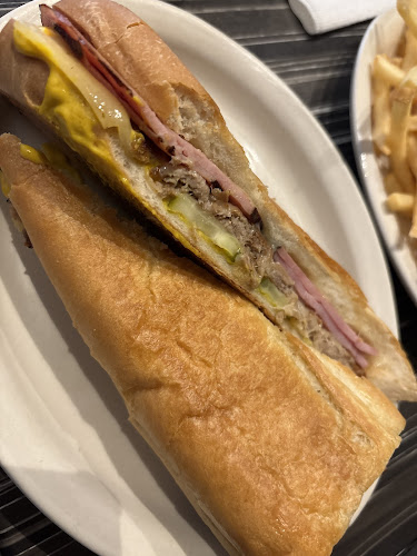 Cuban Burger - Hospitality and gastronomy