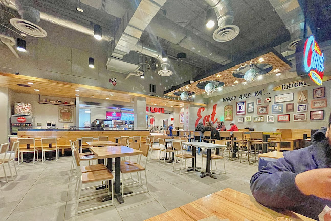 Raising Cane's Chicken Fingers - Madison