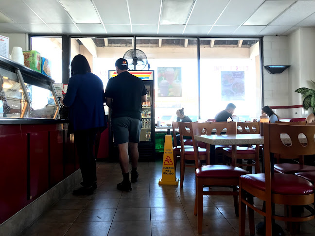 Wok Wok Express - Hospitality and gastronomy