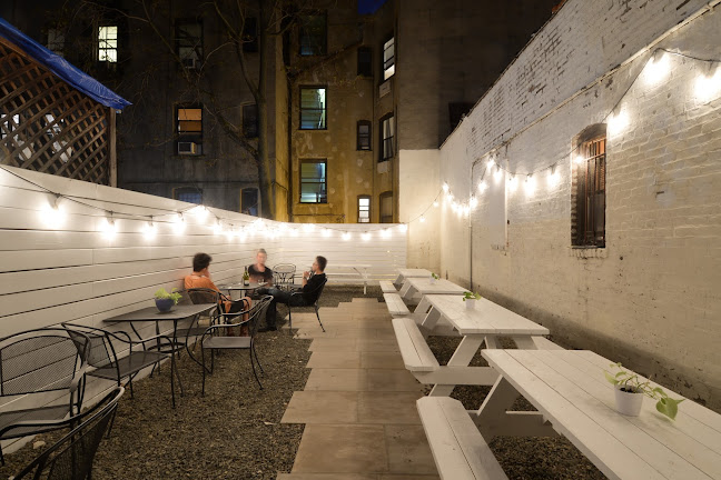 Comentarii opinii despre Diamond Dogs