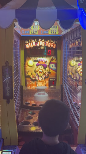 271 Mishawum Rd, Woburn, MA 01801