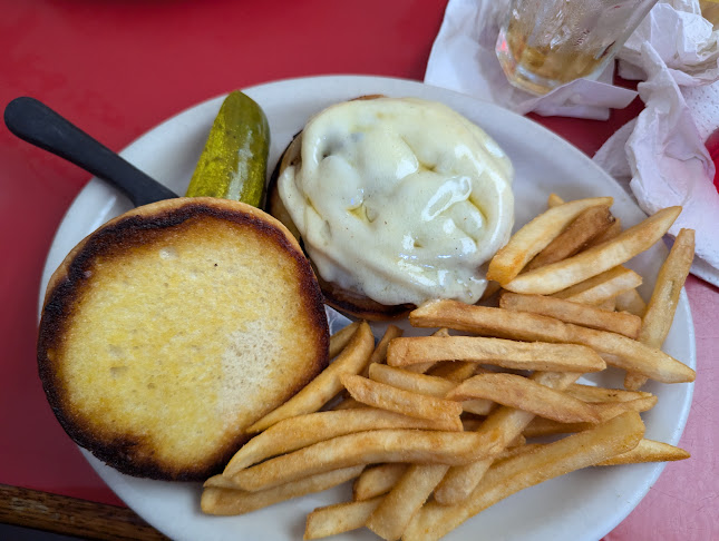 Brooke's Restaurant & Lounge - Hospitality and gastronomy