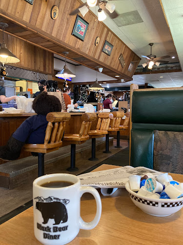 Black Bear Diner Porterville - Hospitality and gastronomy