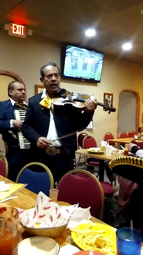 1012 E Kimberly Rd, Davenport, IA 52806