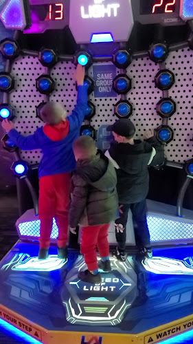 271 Mishawum Rd, Woburn, MA 01801