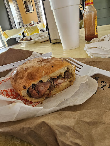 Creole Lunch House - Hospitality and gastronomy