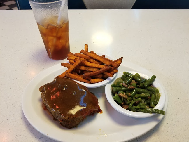 Scenic 90 Cafe - Hospitality and gastronomy