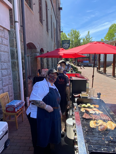 The Laughing Wives - Hospitality and gastronomy