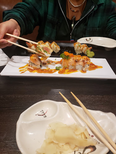 Comentarii opinii despre San Chome´ Sushi & Asian Cusine