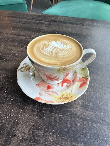 Makario Coffee Roasters - Hospitality and gastronomy