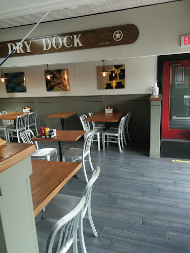 Comentarii opinii despre Dry Dock Bar & Grille