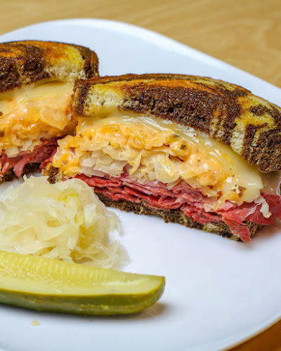 Pickles Deli - Hospitality and gastronomy