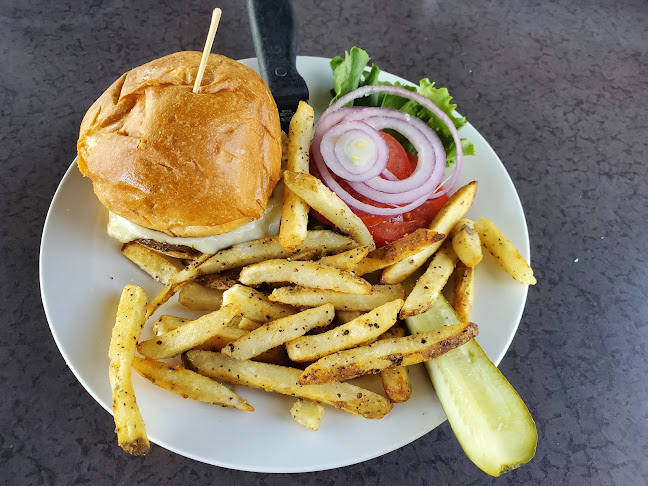 Kahootz Steak & Alehouse