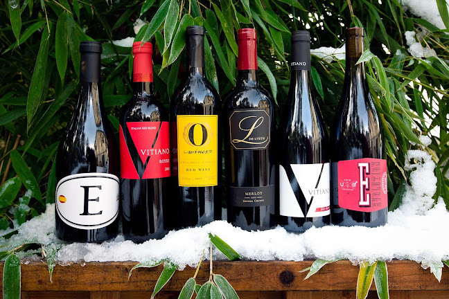 The Laughing Wives - Hospitality and gastronomy