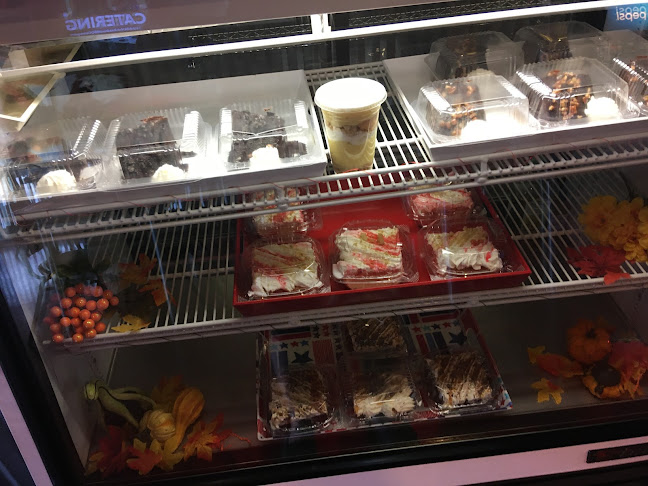 2141 Cliff Rd, Eagan, MN 55122