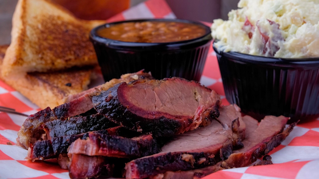 Comentarii opinii despre Art's BBQ & Burgers