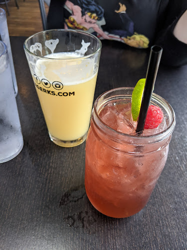 Comentarii opinii despre MaGerk's Pub & Grill