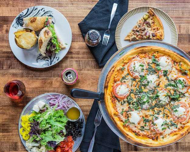 Comentarii opinii despre Social Pie