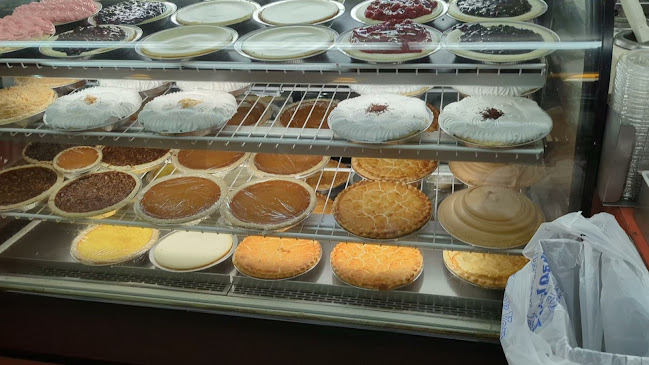 Nation's Giant Hamburgers & Great Pies