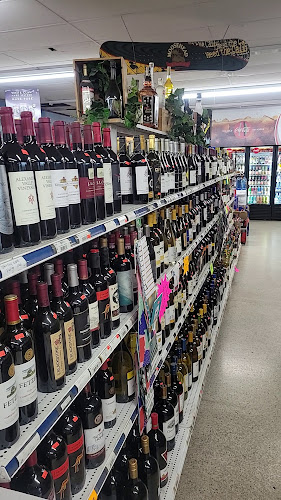 Opinii despre A To Z Liquors în Dunnellon - Hospitality and gastronomy