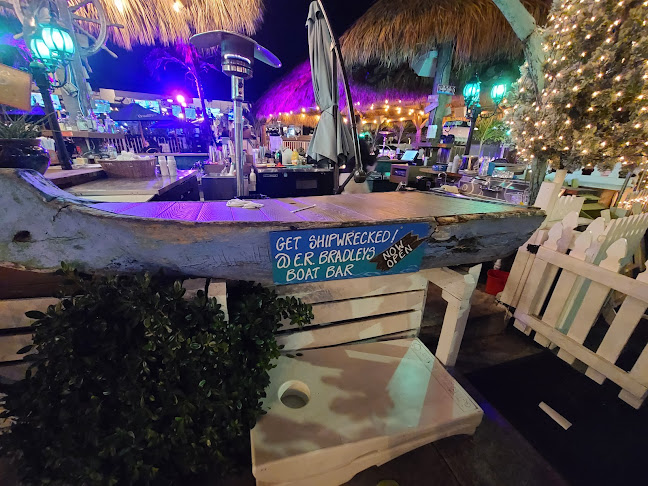 Comentarii opinii despre E.R. Bradley's Saloon