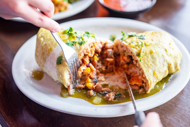 Howling Wolf Taqueria - Hospitality and gastronomy