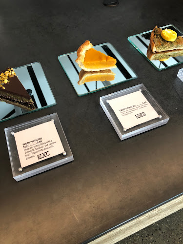 Comentarii opinii despre Dozer Coffee