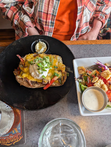 Opinii despre Kahootz Steak & Alehouse în Meridian - Hospitality and gastronomy