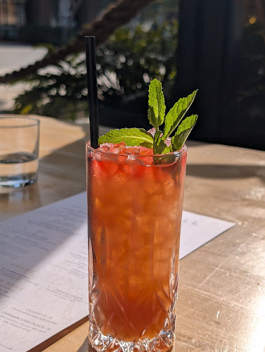 Comentarii opinii despre Nolita Hall